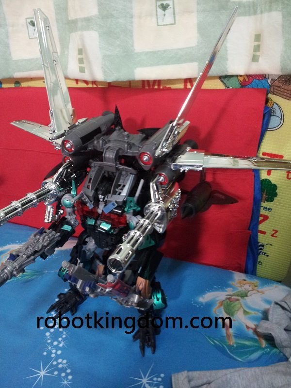 Transformers Jetwing Optimus Prime Black Ver  (2 of 17)